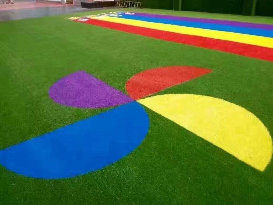 Patterned Custom Artificial Turf Backyard Commercial  Coloured Fake Grass