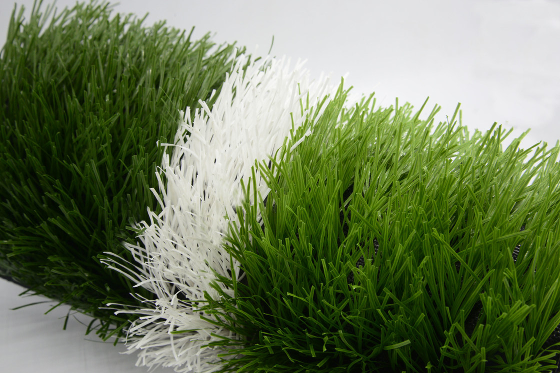 Durable Recycled Artificial Grass Football Ground Fire Retardant